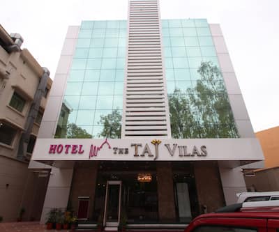 https://imgcld.yatra.com/ytimages/image/upload/t_hotel_yatra_city_desktop/v1413878017/Domestic Hotels/Hotels_Agra/Hotel The Taj Vilas/Oveview.jpg